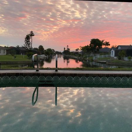 Serenity Waterfront Villa With King Suite, Private Pool, Great Lanai Enclosure And Long Water Views Cape Coral Exterior foto